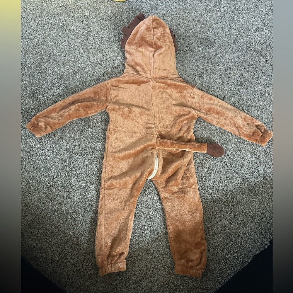 Brown Lion Costume Onesie - Picture 6 of 7